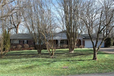 606 2nd Avenue Place sold home in Wilburn Hunsucker Estate, Conover, NC