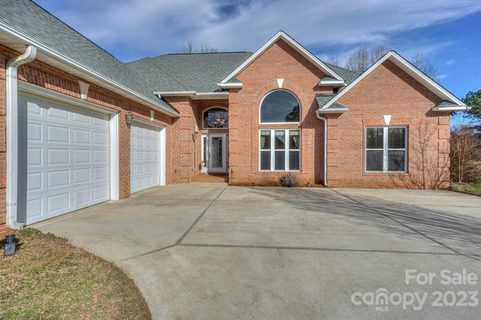 109 Buckthorn Court sold home in The Woodlands, Mooresville, NC