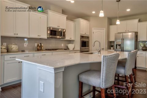 15625 Aviary Orchard Way PHG 32