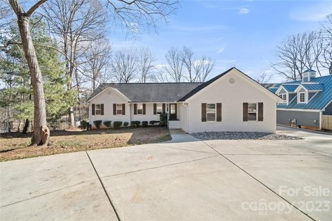 225 Pintail Run Lane