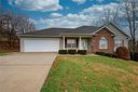 3806 Pineknoll Drive sold home in Hickory, SC