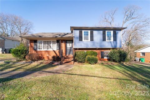 1334 Marble Street 32