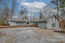 737 E Park Drive sold home in Tryon, SC