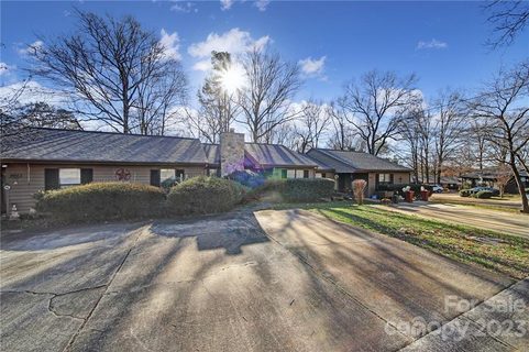 1020 Cranberry Circle