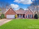 1731 Spring Stone Drive sold home in Matthews, SC