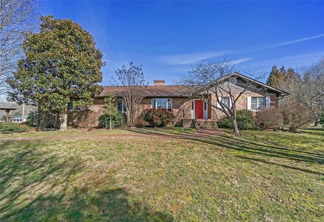 196 Broadview Circle sold home in Broadview Estates, Brevard, NC