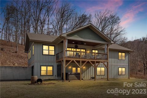 50 Cougar Trail sold home in Midway Crossing, Clyde, NC