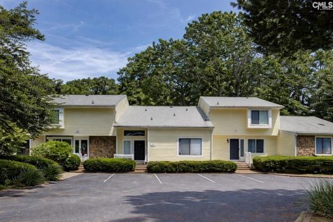 284 Outrigger Lane active home in Yacht Cove, Columbia, SC
