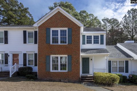 80 N Lake Pointe Drive