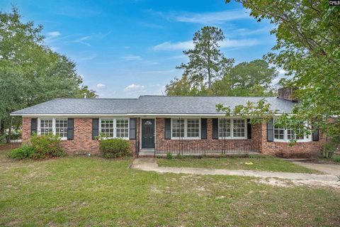 417 Redwood Court