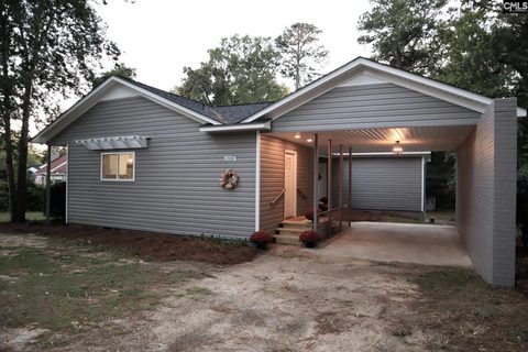 1807 Forest Drive