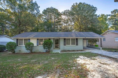 1900 Rolling Hills Road