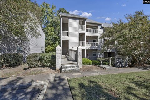 121 Edgewater active condo in Edgewater, West Columbia, SC