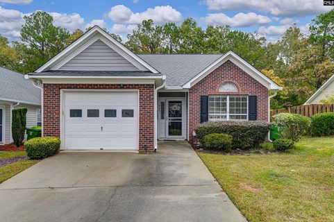 465 Woodhouse Loop