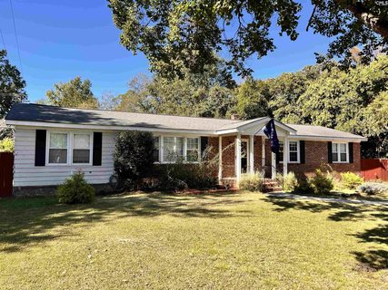 1001 Cedar Terrace