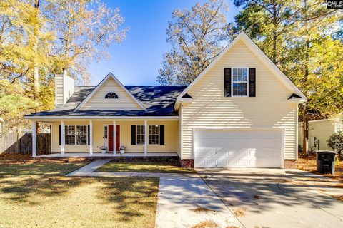 Homes in Woodtrace, Elgin