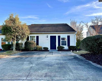 122 Hounds Court S
