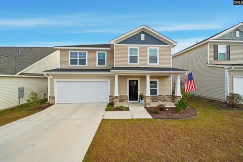 1722 White Roses Court