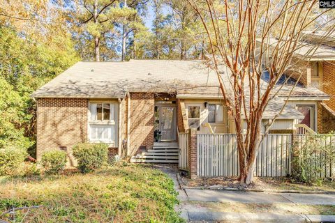 4 Gardenwood Court