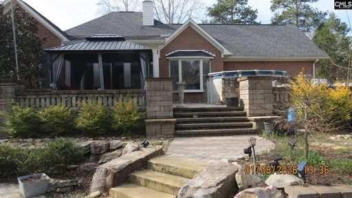103 N Crescent Lake Way