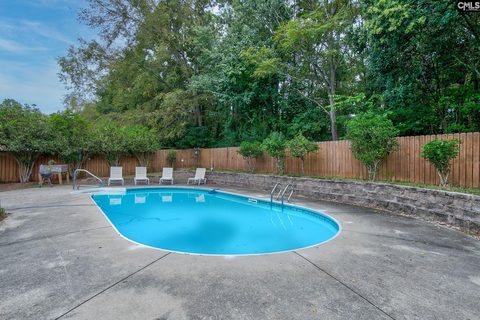 311 Duchess Trail
