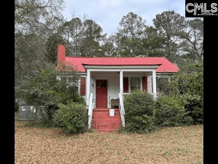 1633 Winyah Drive active home in Denny Terrace, Columbia, SC