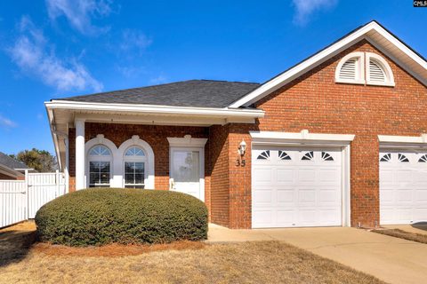 35 Crescent Moon Court