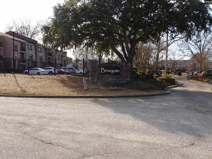 914 Old Manor