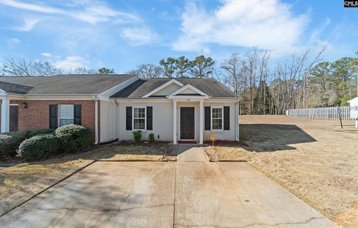 115 Bennock Mill Court active home in Waverly Place, Lexington, SC