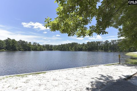 46 Woodwind Court
