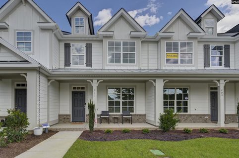 504 Adelaide Court