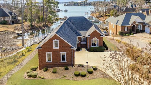 117 Bay Pointe Drive