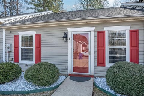 105 Thorn Tree Lane pending home in Thorn Tree, Columbia, SC