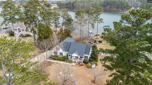 624 East Point Drive