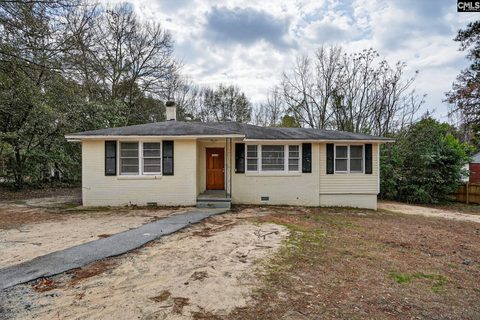 7216 Clifford Drive active home in Lake Marion Park, Columbia, SC