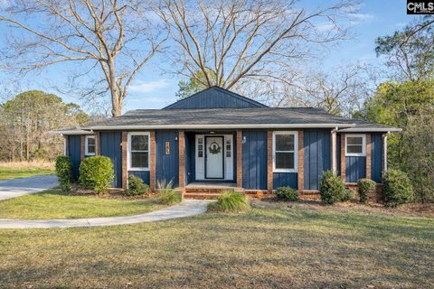 105 Sweetbriar Drive