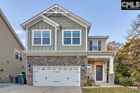 627 Calabria Court