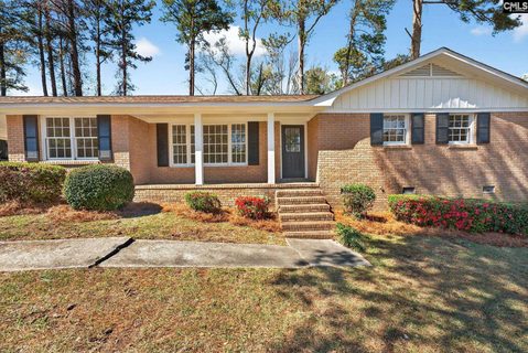 743 Woodland Hills W