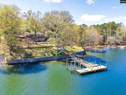 1658 Ginkgo Trail