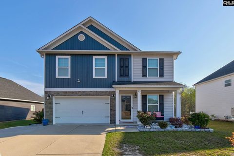 215 Drummond Way