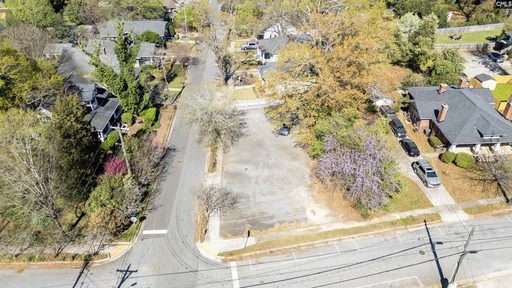 N/S Columbia Avenue active home in Earlewood, Columbia, SC