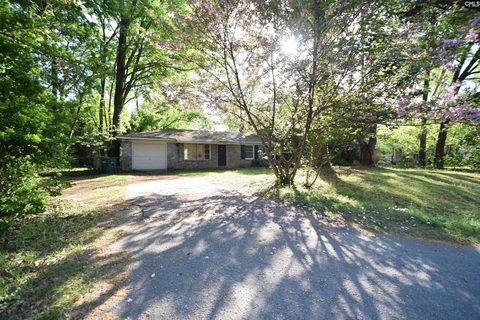 2703 Riverside Lane
