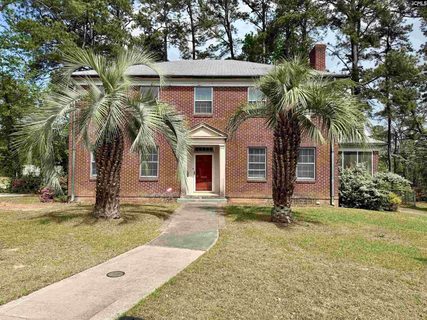 1001 Wildwood Avenue pending home in Seminary Ridge, Columbia, SC