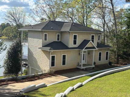 260 Valley 1 Drive active home in Lake Wateree, Winnsboro, SC