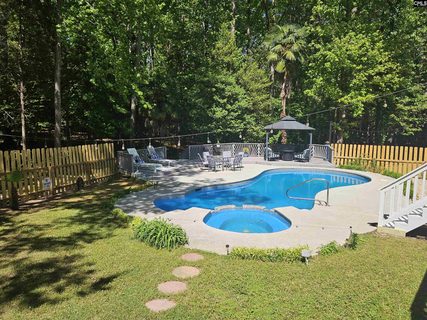 532 Rose Sharon Drive active home in Rose Lake, Lexington, SC
