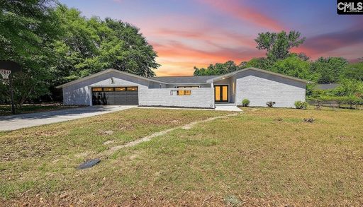2905 Saintt Ives Road active home in Briarwood, Columbia, SC