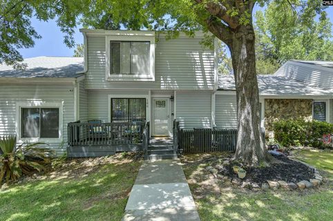 186 Mariners Row active home in Yacht Cove, Columbia, SC