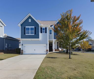 A home in Lakeside Reserve