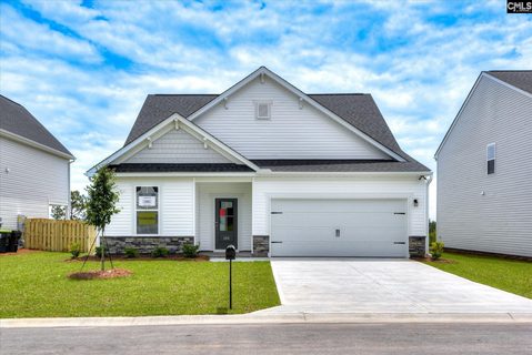 269 Summer Orchard Drive active home in Summer Orchard, Lexington, SC