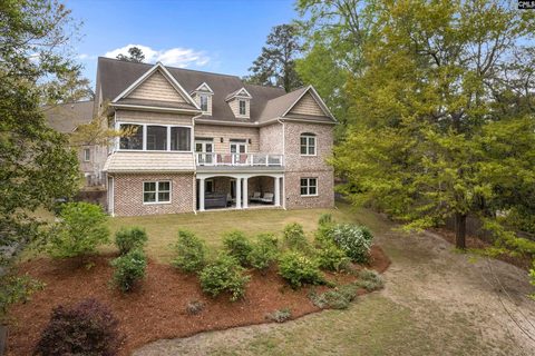 12 Lakecrest Drive
